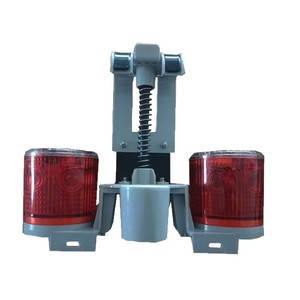 Feu de signalisation solaire EB8047ST, lumière LED rouge, installation fixe, matériau ABS, feux de circulation - Product Image 4