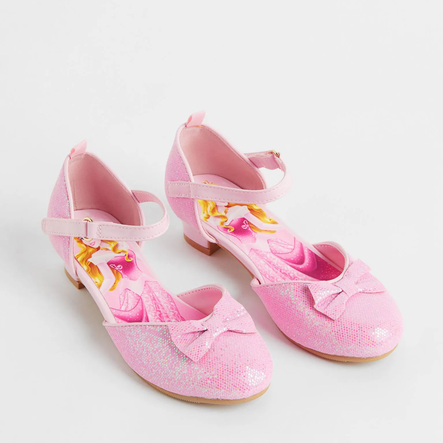 China Fancy Children Kids Footwear Low Heels Bling Glitter Wedding Dance Princess Sandal Shoes For Little Girls