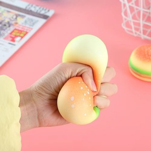 Divertido y Adorable Juguete Antiestrés de Hamburguesa, Simulación de Comida, Juguete de Compresión TPR, Pelota Antiestrés - Product Image 5