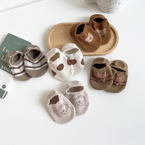Kaus kaki jahit anti selip lembut bayi baru lahir hewan lucu katun Combed lantai anak balita 0-3Y kaus kaki sandal pegangan pergelangan kaki pendek - Product Image 1