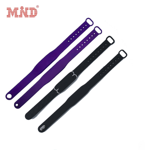 Tùy chỉnh mã QR in RFID Silicone dây đeo cổ tay mềm căng thiết kế cho công viên nước không dùng tiền mặt thanh toán - Product Image 1