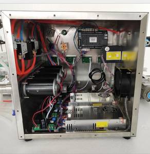 Petite machine de remplissage automatique de liquide de distributeur quantitatif à quatre têtes - Product Image 6