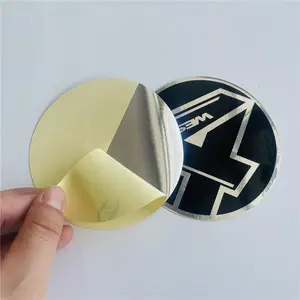 사용자 정의 로고 스티커 인쇄 라벨 골드 금속 스티커 방수 비닐 접착 로고 골드/실버 라벨