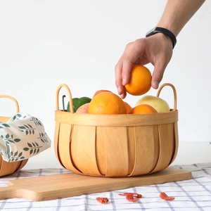 Petit <span class=keywords><strong>pochoir</strong></span> de pomme rond boisseau panier de rangement de cadeaux en bois panier de rangement de copeaux de bois tissé à la main panier suspendu au mur - Product Image 2