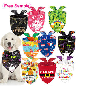 باندانا كلب شعار مخصص كبير صغير عاكس منقوش بالجملة بنمط كلاسيكي مطبوع على شكل قلب لفصل الشتاء والربيع بالجملة - Product Image 1