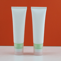 Tube PE personnalisé vide 60ml 70ml crème pour le visage lotion crème de massage tube d'emballage cosmétique en plastique avec tête en éponge