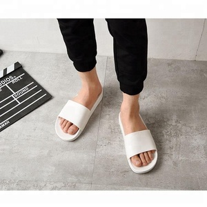 รองเท้าแตะสปอร์ตแบบสวม รุ่น 2026 สำหรับผู้ชายและผู้หญิง - Product Image 1