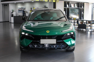 Auto Eléctrico SUV Lotus Eletre S+ R+ Usado 2024, 700 KM de Autonomía, 5 Puertas, 5 Plazas, Batería de Litio de 112 kWh, Alta Velocidad, 4x4, Lujo, 300 kW - Product Image 2
