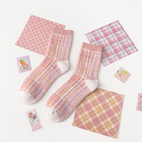 Nouvelle Arrivée en Gros Chaussettes Rose Personnalisées pour Femme, en Spandex, Motif Animal de Dessin Animé, Été Printemps, Confortables, Épaisseur Standard