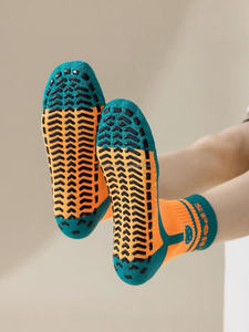 Calcetines de Pilates Elegantes para Mujer JZVINA, con Diseño Gráfico Único, Suela de Silicona Antideslizante, Ideales para Yoga, Fitness y Uso Diario - Product Image 3