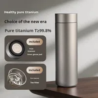 Bouteille isotherme en titane pur Grade 1, design esthétique, grande capacité 500 ml, couleur grise, motifs de fleurs de glace gravés au laser
