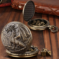 Montre de poche Dragon de l'Ouest rugissant en relief antique avec étui à chaîne Boîte à dés en métal portable pour joueur du MDN Jeu de table