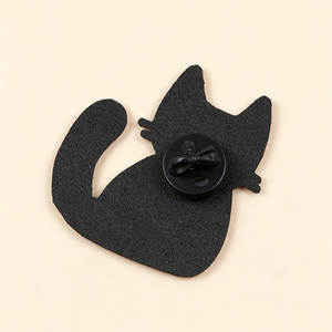 Ensemble de broches en émail personnalisées en usine, motif chat Kawaii, chat noir à pois mignon tenant un chaton <span class=keywords><strong>orange</strong></span> à blocs de couleur, broche en métal pour cadeau - Product Image 3