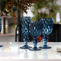 Gobelet en verre bleu royal élégant pour la décoration de table de mariage, verre à vin de luxe gaufré, coupe décorative pour les fêtes