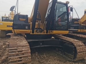 Excavatrices CAT 336 d'occasion de 36 tonnes, fabrication japonaise, bon état, design d'origine, excavatrice CAT 336D japonaise d'occasion à vendre - Product Image 2