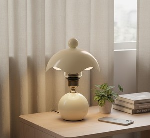 Lampe de table LED à base en bois, blanc chaud 2700K, commande tactile, design minimaliste, hauteur 37cm, alimentée par batterie, lumière de nuit à intensité variable - Product Image 6