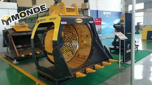 MONDE Excavator rotary screening bucket - Product Image 5