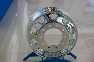 Nouveaux produits Couleur bleue Roues de 22.5 pouces Jantes en aluminium moulé pour voiture de tourisme - Product Image 6