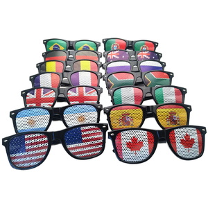 Gafas de Sol Cuadradas Impermeables con Bandera de País para Fanáticos del Fútbol, con Logotipo Personalizado Pintado, para Fiestas Navideñas - Product Image 1
