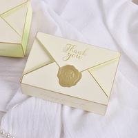 Boîte à dragées carrée écologique en gros avec finition UV gaufrée pour mariage, douche nuptiale, fiançailles, emballage cadeau