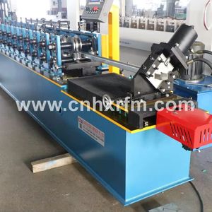 Machine de profilage à rouleaux pour profilés en <span class=keywords><strong>U</strong></span> et en C pour cloisons sèches, type China Light Keel Stud and Track, avec pompe, haute productivité, 380V - Product Image 2
