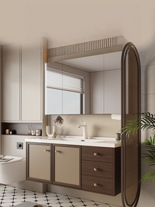 Vasque en céramique monobloc de style vintage avec armoire miroir intelligente, meuble-lavabo mural de salle de bain de style rotin - Product Image 1