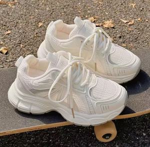 Venta al por Mayor <span class=keywords><strong>de</strong></span> Fábrica: Fardos <span class=keywords><strong>de</strong></span> Zapatos Mixtos Usados, Calzado Deportivo Unisex <span class=keywords><strong>para</strong></span> Adultos y Niños - Product Image 4