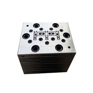 Moule d'extrusion pour profilés de fenêtres PVC/UPVC, moule en acier pour cadres de portes et fenêtres en plastique, outil et matrice d'extrusion haute performance et haute précision - Product Image 2