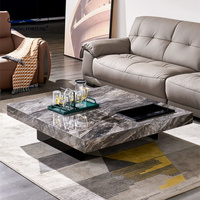 Ensemble table basse de luxe au design italien, dessus en marbre moderne de haute qualité avec base rectangulaire en métal, salon contemporain
