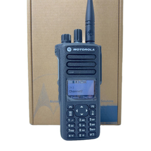 Radio bidirectionnelle numérique portable DP4400 – Radios mobiles pour communications vocales simples et services d'infrastructure - Product Image 1