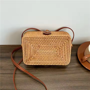 2026 OEM 100% Woven Natural Rattan Women <strong>Mini</strong> Handbag Gift <strong>Basket</strong> <strong>Hamper</strong> Bamboo Rattan Wicker Organizers Woven Storage <strong>Baskets</strong> - Product Image 3