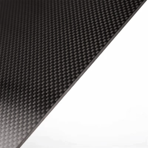 Op Maat Gemaakte Koolstofvezelpaneel Dient Uw Cad-Bestand In Voor Precisie-Cnc-Bewerking - Product Image 3