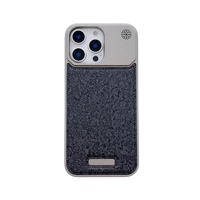 Étui de téléphone en matériau PC magnétique doux et luxueux pour 15 Pro Max avec protection contre l'eau et charge sans fil