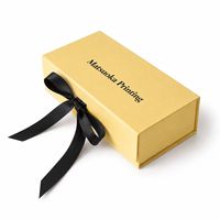 Boîte cadeau personnalisée en carton rigide de style livre, estampillée à chaud, avec fermeture à ruban et nœud, pour la présentation de bijoux
