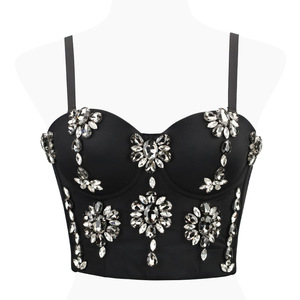 Meilleure vente pour femme : Crop top bustier ajusté à bretelles spaghetti, orné de diamants, avec baleines, style mode - Product Image 3