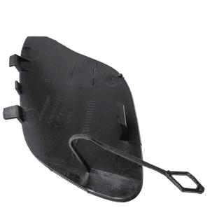 Cache-crochet de remorquage Mercedes-Benz Classe C W205 A2058850724 – Pièce de protection du pare-chocs avant - Product Image 2