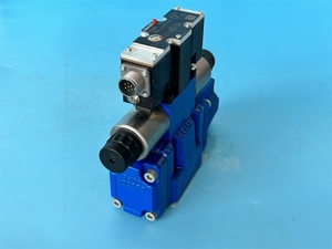 เร็กซ์ออร์ธ ของแท้ แบรนด์ใหม่ 4WRAE 6 W1-30-2X/G24K31/A1V R900954080 วาล์วไฮดรอลิกควบคุมทิศทางแบบสัดส่วน - Product Image 4