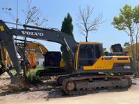 Excavatrice sur chenilles Volvo EC240 Premium d'occasion, modèle 2015, série 270.200.285, composants hydrauliques POCLAIN pour projets de construction