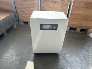 Xiongjian 25,6 V 280Ah/300Ah Paquete de batería de litio y hierro 24V Lifepo4 BMS 200A 5A Equilibrador activo Energía solar de 10 años IP65 CAN - Product Image 2