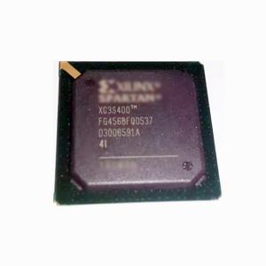 Puce informatique en plastique XC3S400-4FG456I - Product Image 1