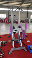 Machine à pulldown à charge libre, série à trois rails, avec coussin de poitrine de sécurité en acier, siège à réglage d'angle, coussin de cuisse, bras de torsion, 5 niveaux de résistance