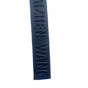 Patch en cuir gaufré Guangcheng, lettres anglaises, style classique 3D, en cuir véritable microfibre PU - Product Image 1