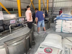 Garis Pengolahan sirup kualitas tinggi otomatis penuh, 304/316 baja tahan karat tanaman produksi sirup tanaman pengolahan gula