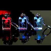 Porte-clés en verre cristal personnalisé réglable, gravure laser 3D du logo de voiture, grande taille, emballage cadeau, vente en gros à prix abordable pour promotion