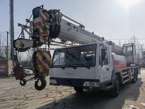 Grue mobile sur camion Zoomlion RY25V d'occasion à bas prix, 25 tonnes, 39 m, avec boîte de vitesses, moteur et châssis - Product Image 4