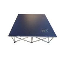 Scène modulaire antidérapante 4 pieds x 4 pieds avec podiums pliants
