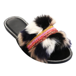 Women Fashion Faux Fur Slides <strong>Girls</strong> <strong>Transparent</strong> Sandals Slip-On Jelly Slides Ladies Flat Beach Sandals Outdoor Holiday <strong>slippers</strong> - Product Image 6