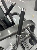 Yinqian Fitness Design moderne en acier Triceps Curl Machine équipement de gymnastique chargé avec support d'isolateur pour l'exercice du bras