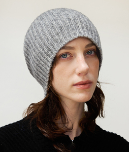 <span class=keywords><strong>Bonnet</strong></span> tricoté jacquard à motif floral pour <span class=keywords><strong>femme</strong></span>, idéal pour l'automne/hiver, la plage et les activités de plein air, design révélant le visage, garde au chaud - Product Image 1
