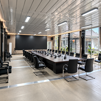 Maison conteneur pliable moderne à deux étages, bâtiment modulaire pour projets de bureaux et logements locatifs